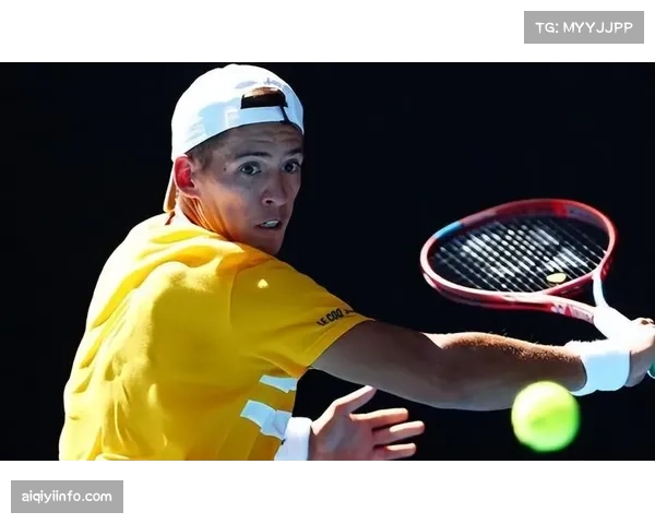 训练师视角：解析一次成功的底线突破传中所需的核心力量与步伐